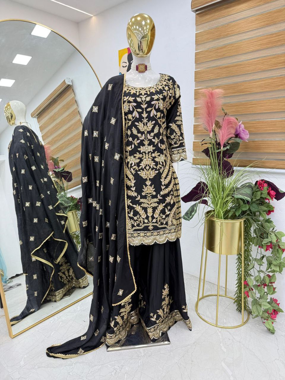 Royal Look Sharara Ensemble with Intricate Embroidery Work