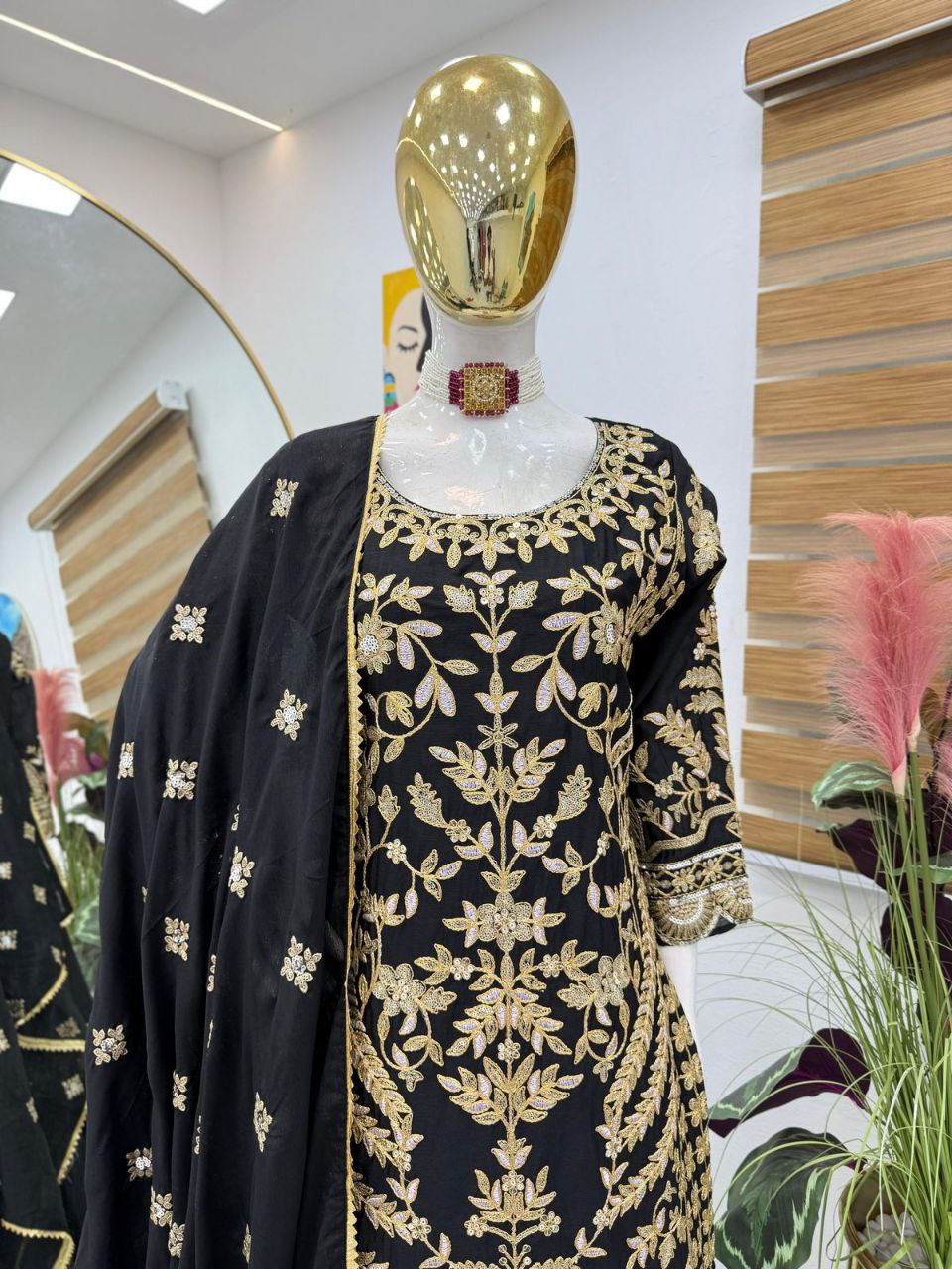 Royal Look Sharara Ensemble with Intricate Embroidery Work