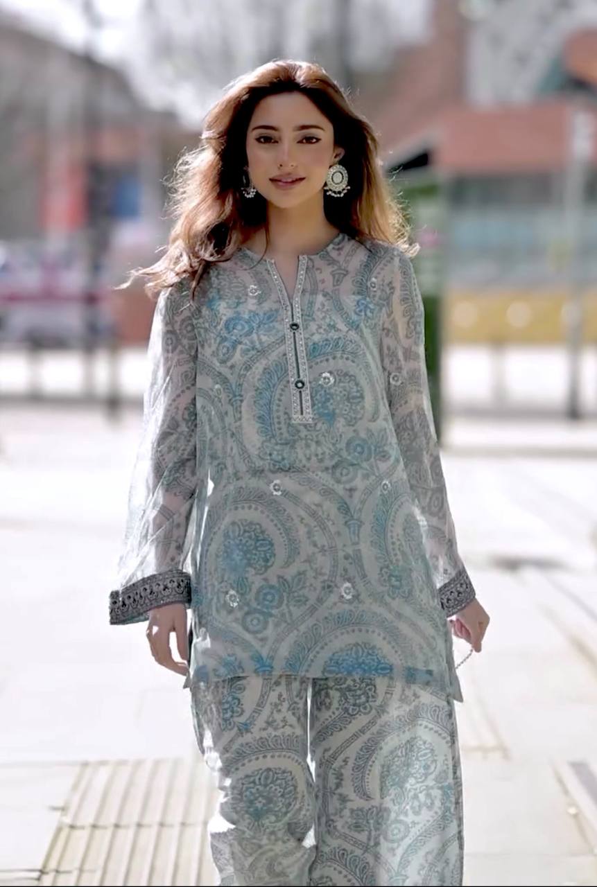 Designer Digital Print Farshi Palazzo Set in Pure Siffon Georgette with Embroidered Dupatta