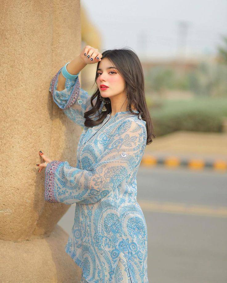 Designer Digital Print Farshi Palazzo Set in Pure Siffon Georgette with Embroidered Dupatta