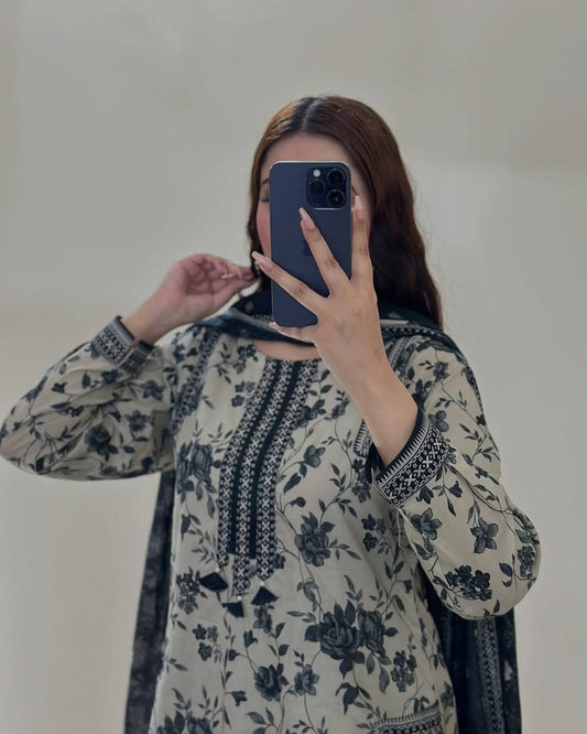 Ready-to-Wear Digital Printed Co-ords in Pure Natural Crepe for Parties