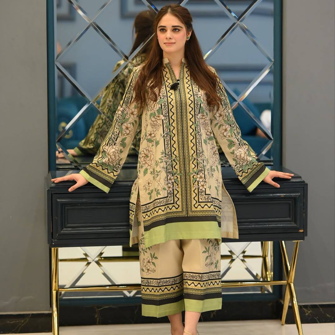 Elegant Natural Crepe Co-ords with Digital Printed Top and Matching Plazzo
