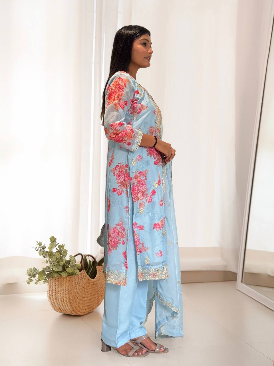 Ready to Wear Designer Suit in Kundan Organza with Hand Mirror and Stone Embroidery