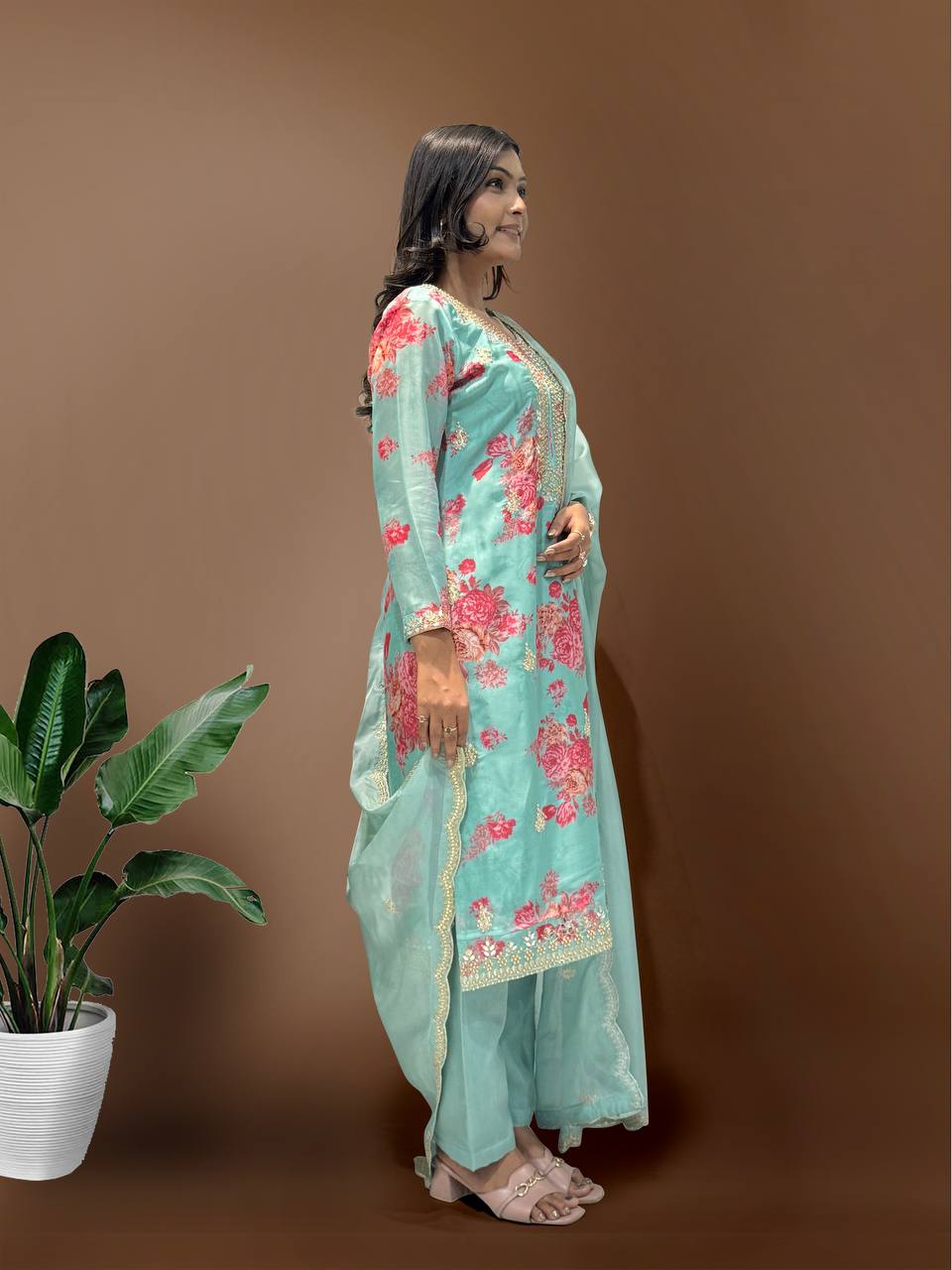 Ready to Wear Designer Suit in Kundan Organza with Hand Mirror and Stone Embroidery
